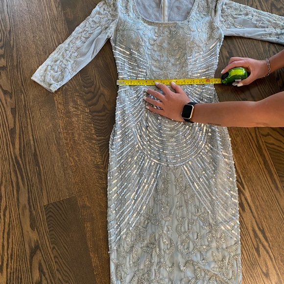 Evening dress - Picture 12 of 16